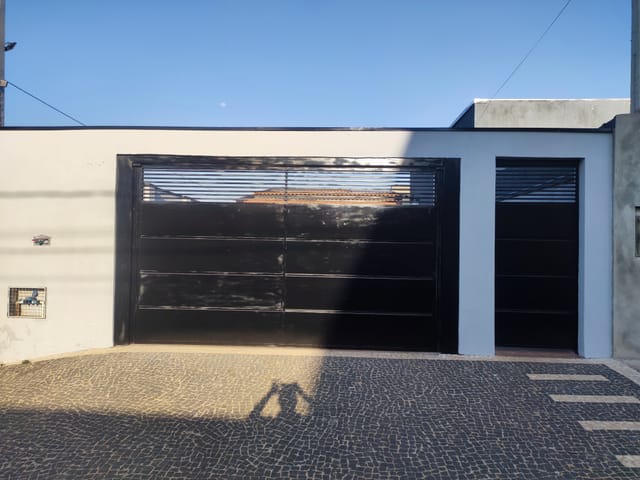 Foto do Casa - Edícula Ampla com Piscina para Locação e Venda no Loteamento São Francisco, Piracicaba, SP – Ideal para Morar ou Renda Extra! | PiraHost