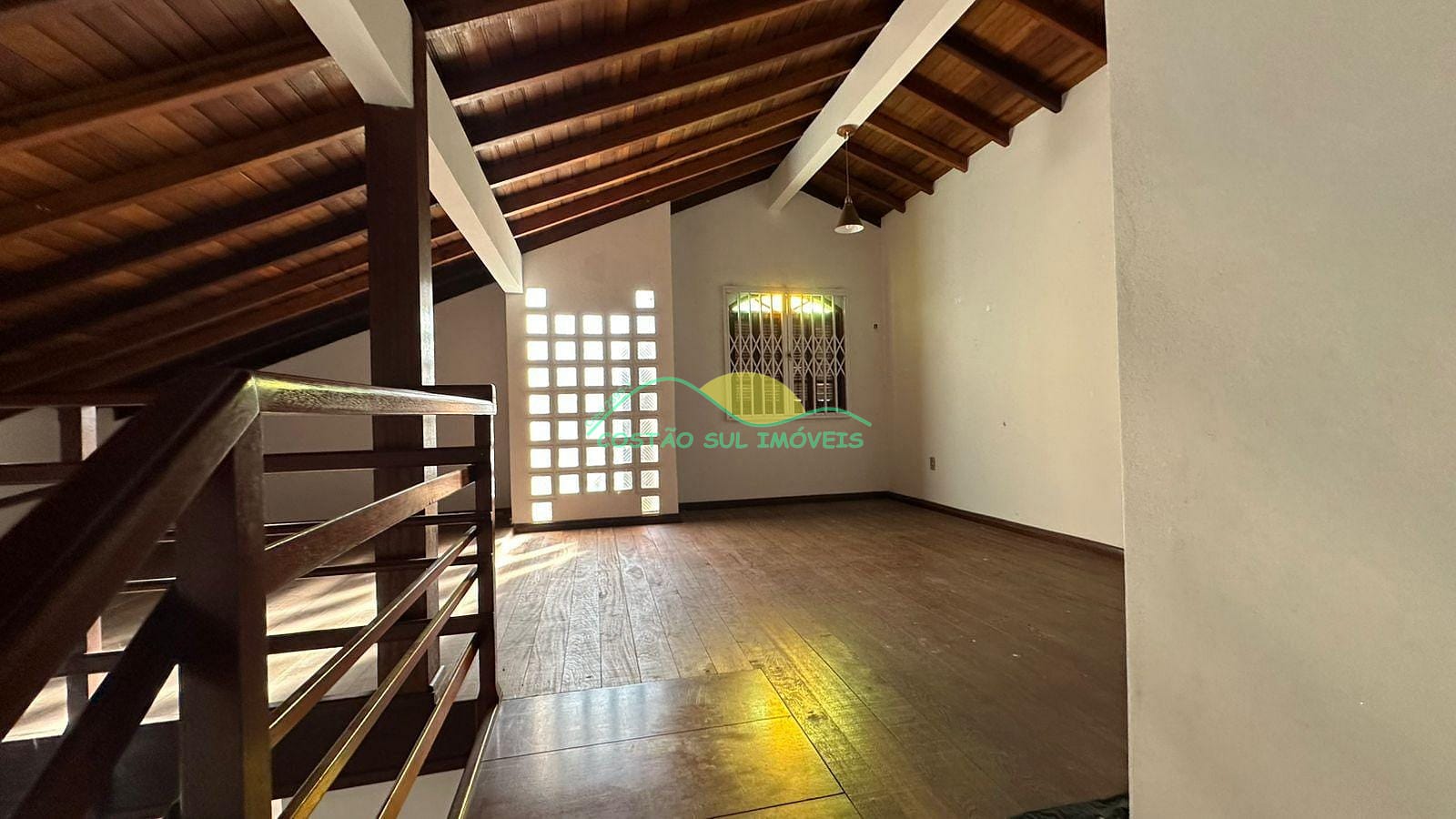 Casa à venda e aluguel com 3 quartos, 240m² - Foto 32