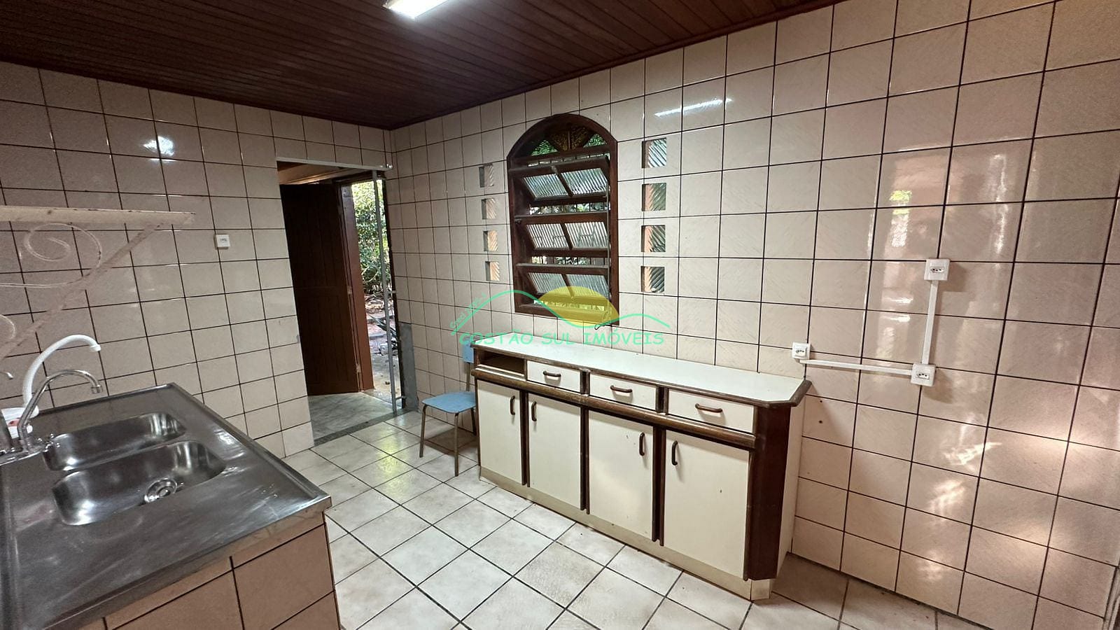 Casa à venda e aluguel com 3 quartos, 240m² - Foto 24