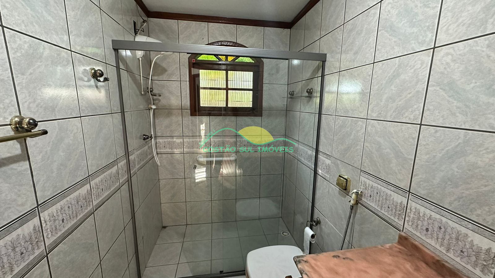Casa à venda e aluguel com 3 quartos, 240m² - Foto 16