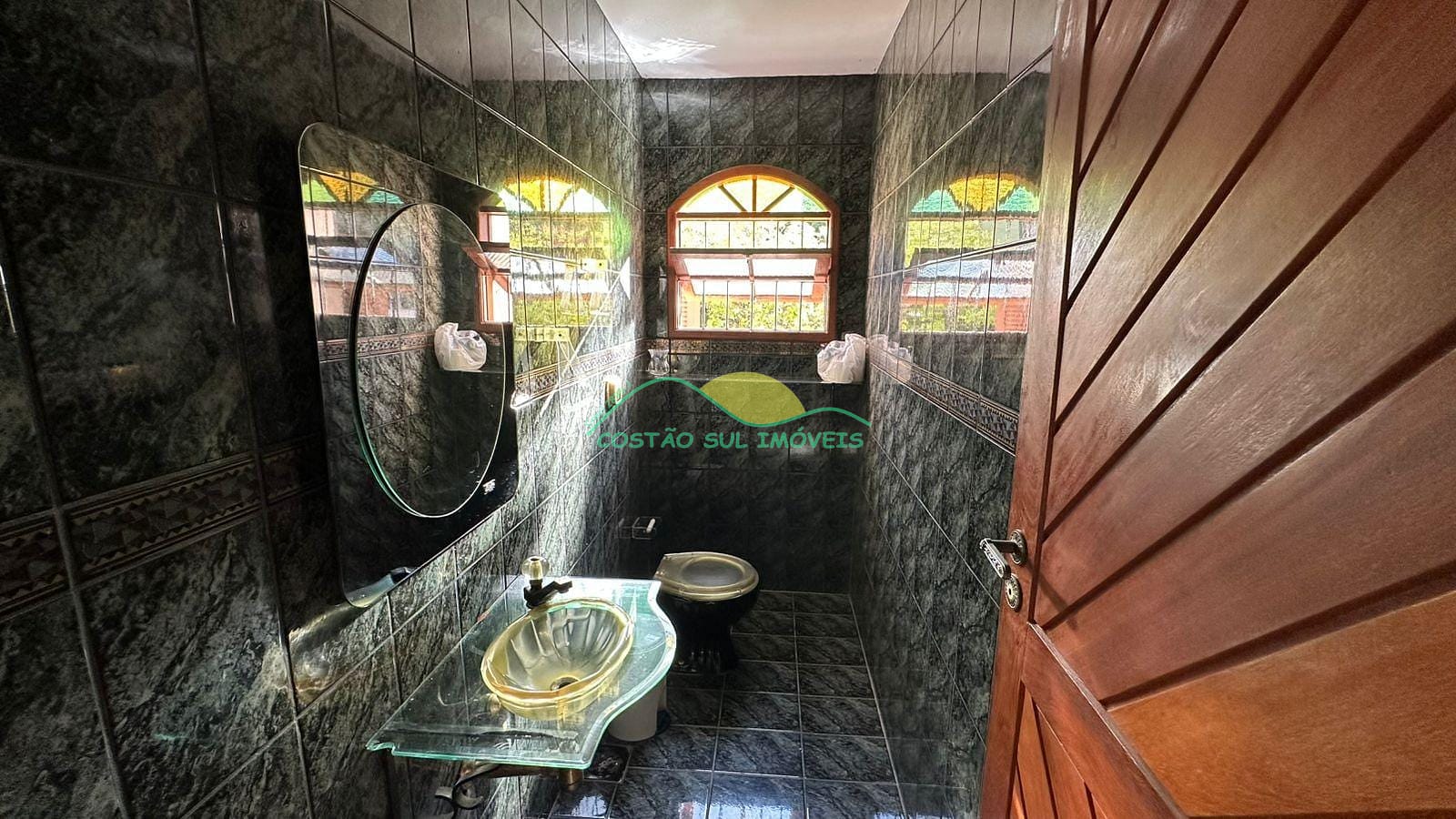 Casa à venda e aluguel com 3 quartos, 240m² - Foto 12