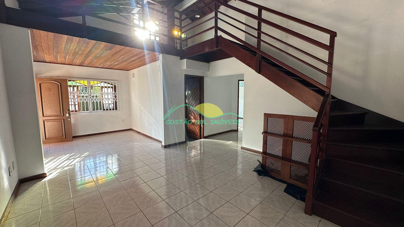 Casa à venda e aluguel com 3 quartos, 240m² - Foto 10