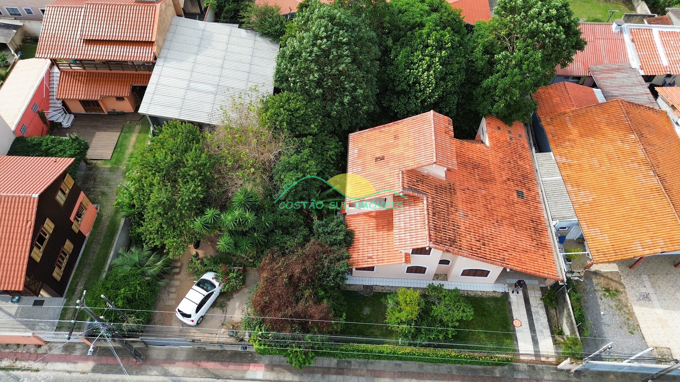 Casa à venda e aluguel com 3 quartos, 240m² - Foto 39