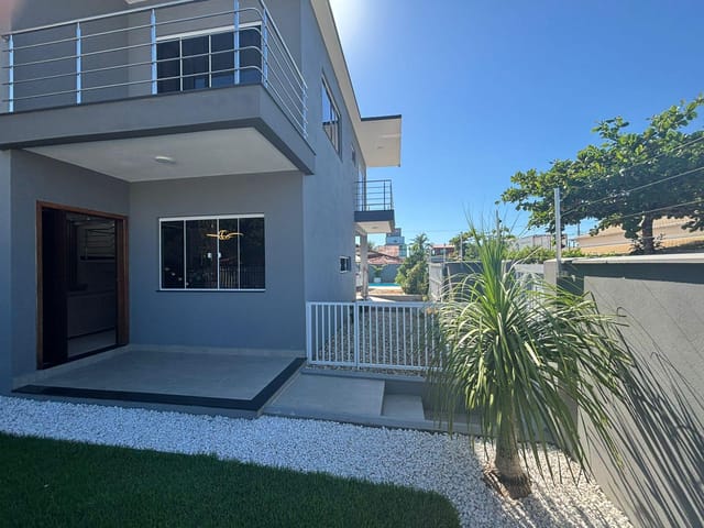 Casa 4 quartos e 4 banheiros, à venda, no bairro Praia Alegre em Penha