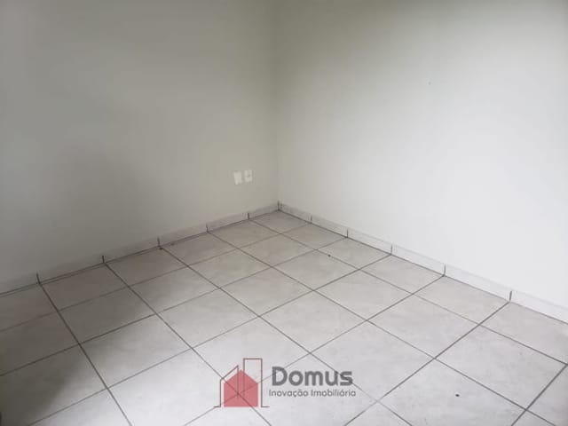 Casa com 125m², à venda, no bairro Residencial Comercial Cidade Vista Alegre em Pindamonhangaba