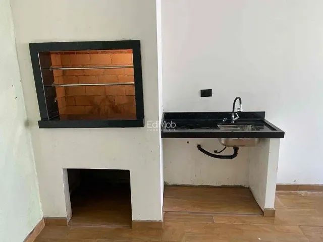Casa 3 quartos e 2 banheiros, à venda, no bairro Mirante em Cascavel