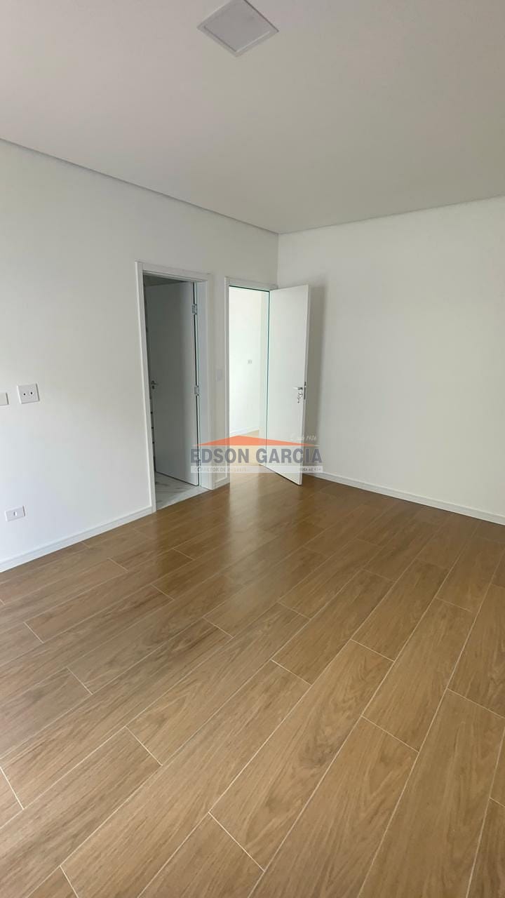 Casa, 4 quartos, 240 m² - Foto 32