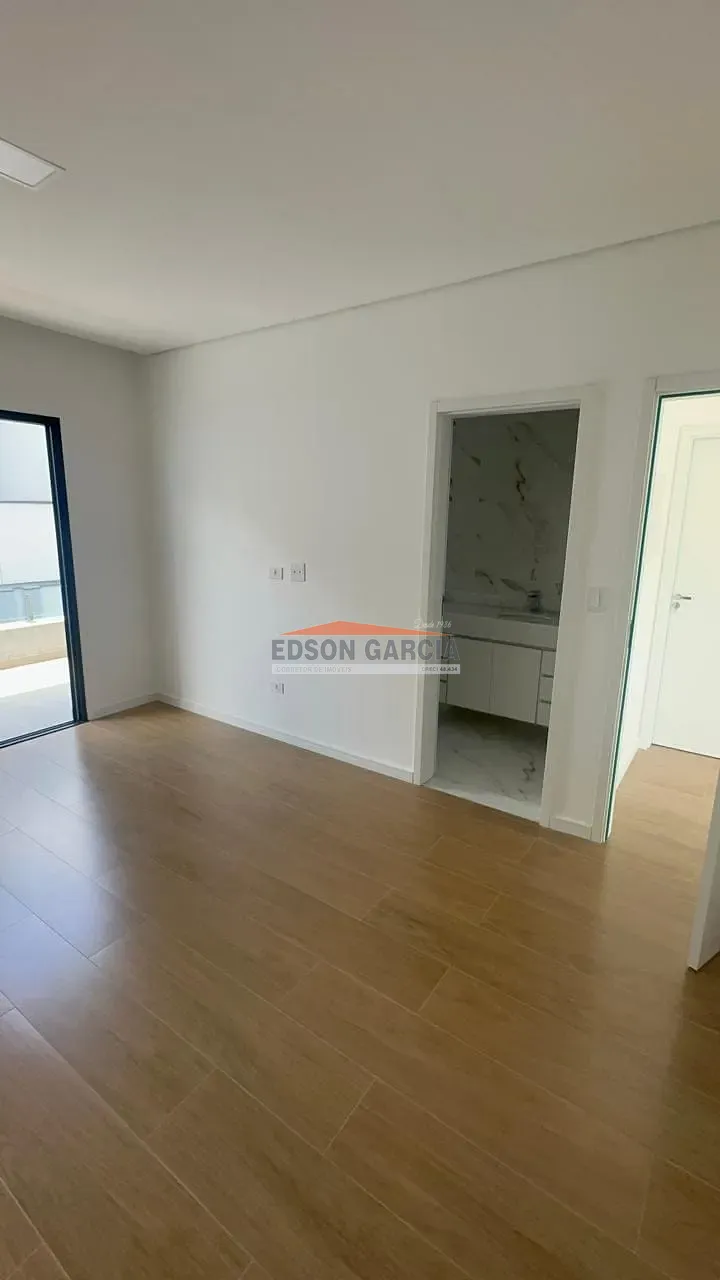 Casa, 4 quartos, 240 m² - Foto 25