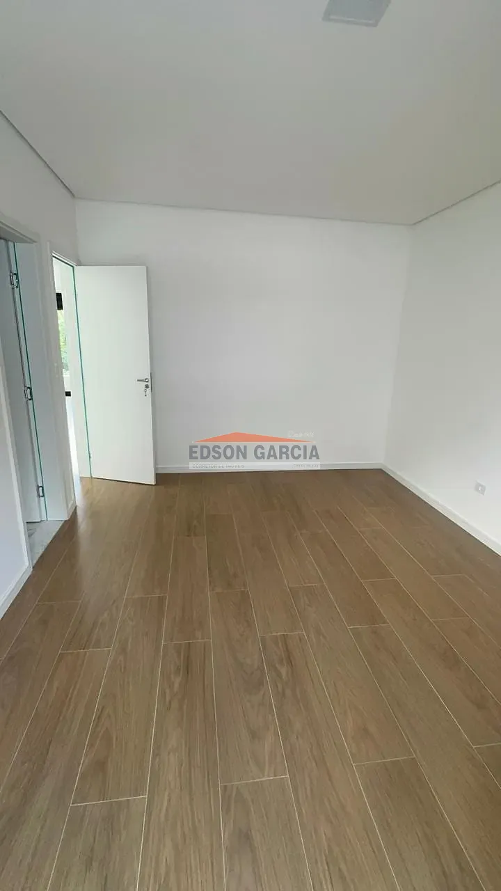 Casa, 4 quartos, 240 m² - Foto 28