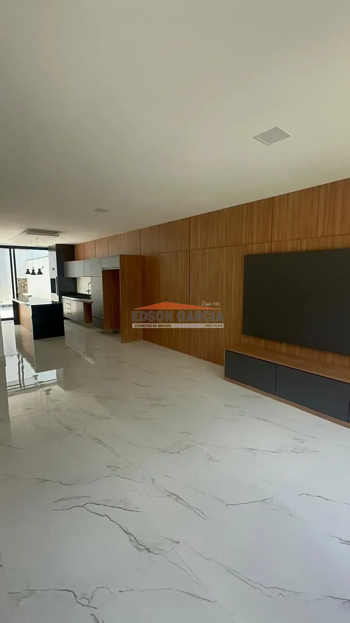 Casa, 4 quartos, 240 m² - Foto 3