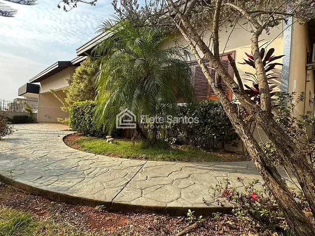 Casa com 1005m² 3 quartos e 4 banheiros, à venda, no bairro Recanto da Fazenda em Nova Odessa
