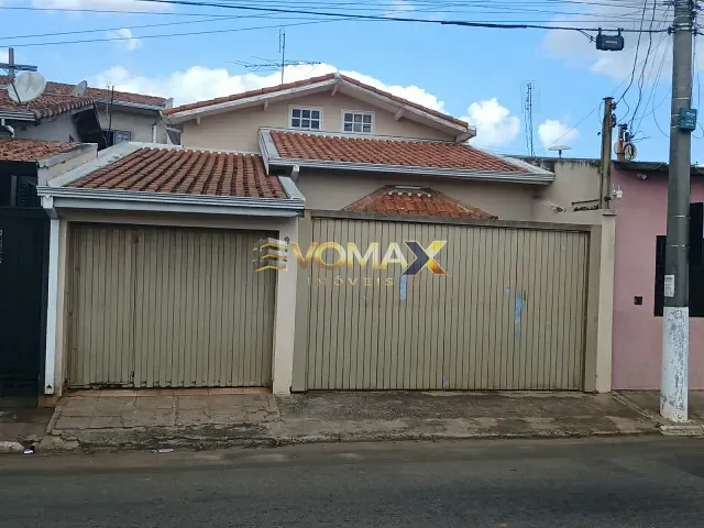 Casa 2 quartos e 2 banheiros, à venda, no bairro Vila Arruda em Itapetininga