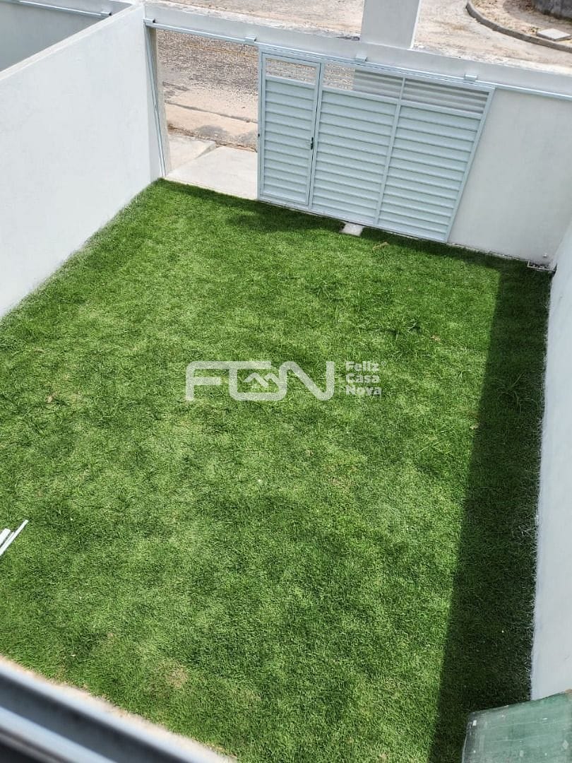 Casa à venda com 3 quartos, 10m² - Foto 9