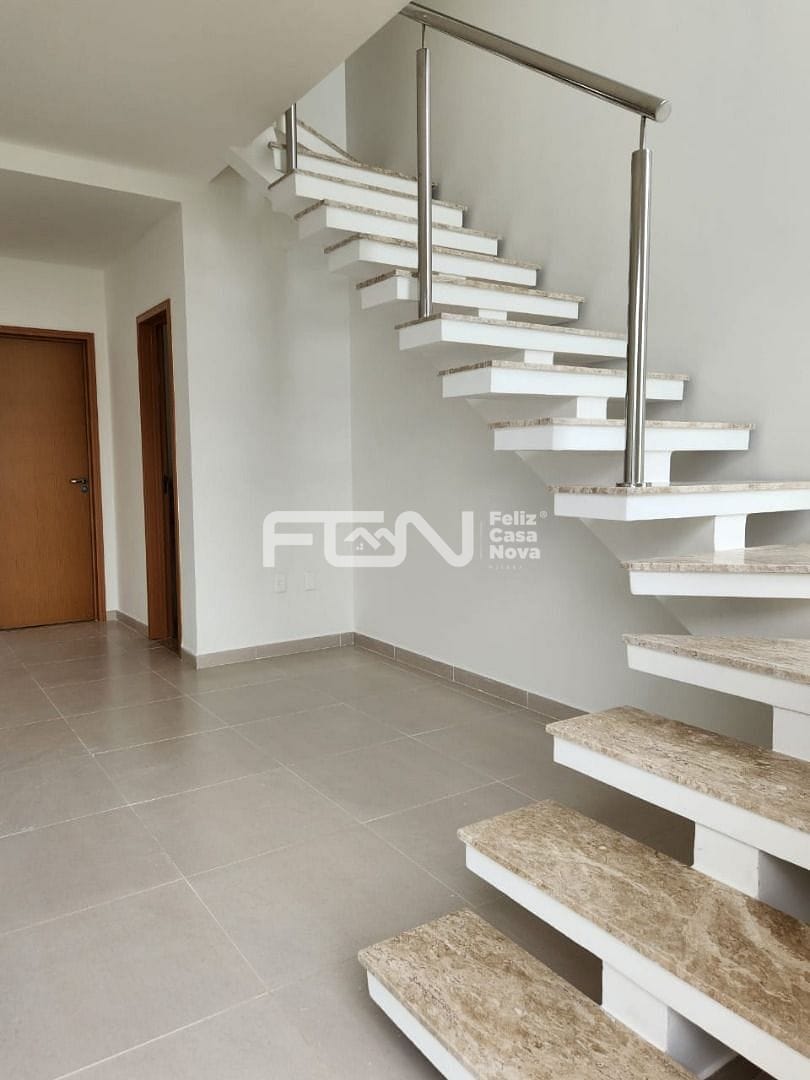 Casa à venda com 3 quartos, 10m² - Foto 11