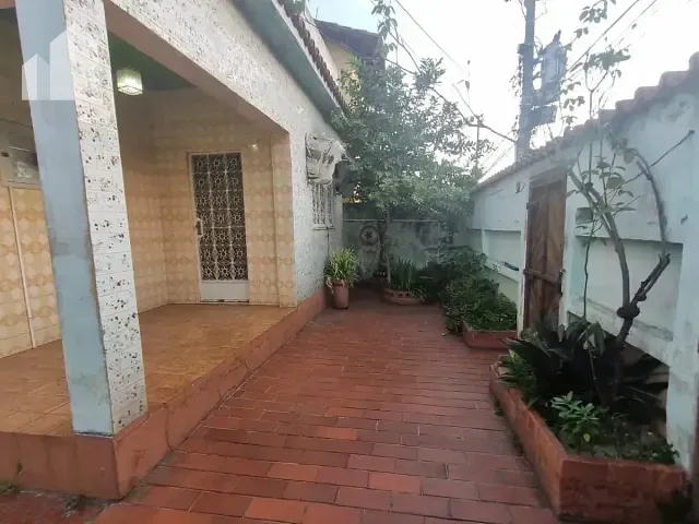 Casa com 155m² 2 quartos e 1 banheiro, à venda, no bairro Centro em Belford Roxo