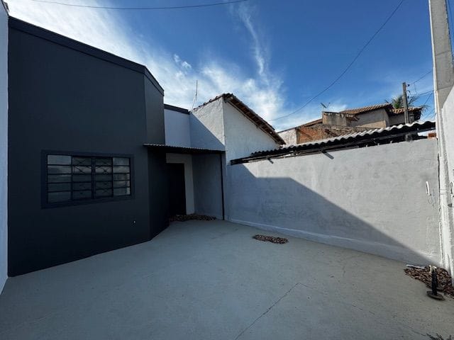 Casa com 125m² 2 quartos e 1 banheiro, à venda, no bairro Residencial Monte Líbano em Birigui