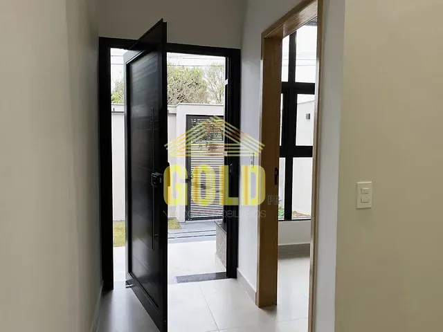 Casa com 250m² 3 quartos e 2 banheiros, à venda, no bairro Jardim Tarumã em Londrina
