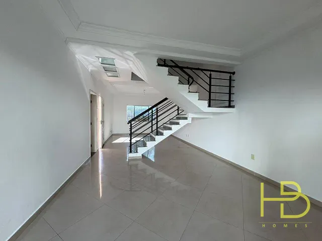 Casa 3 quartos e 4 banheiros, para alugar, no bairro Parque Residencial Villa dos Inglezes em Sorocaba
