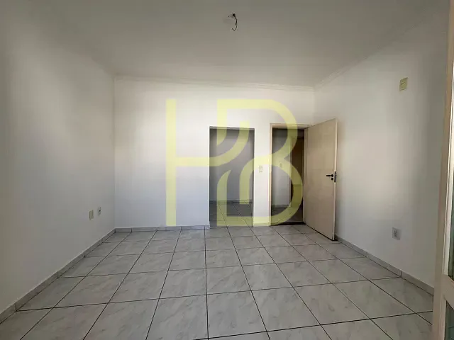 Casa 3 quartos e 4 banheiros, para alugar, no bairro Parque Residencial Villa dos Inglezes em Sorocaba