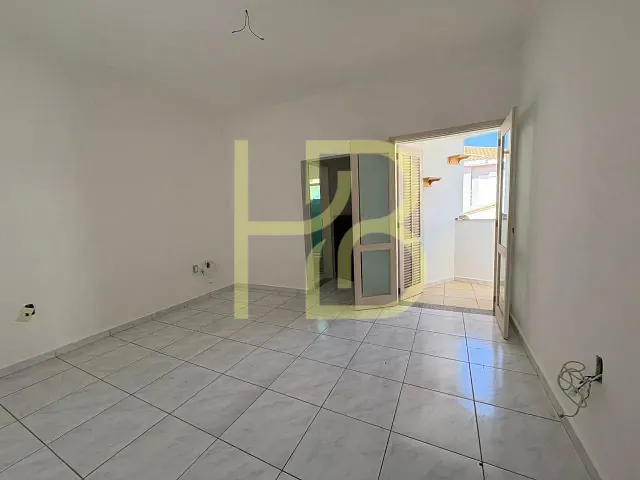 Casa 3 quartos e 4 banheiros, para alugar, no bairro Parque Residencial Villa dos Inglezes em Sorocaba