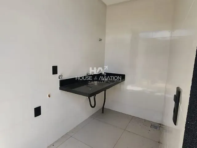 Casa com 224m² 3 quartos e 3 banheiros, à venda, no bairro Jardim América em Goiânia