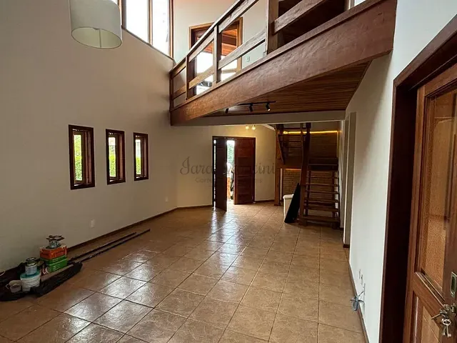 Casa 4 quartos e 2 banheiros, à venda, no bairro Jardim Caiapiá em Cotia