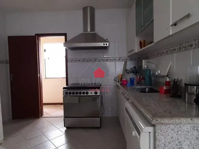 Casa com 1394m² 4 quartos e 5 banheiros, à venda, no bairro Vale dos Pinheiros em Nova Friburgo