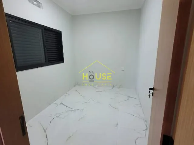 Casa com 224m² 3 quartos e 2 banheiros, à venda, no bairro Bairro Jardim Filomena em Votuporanga