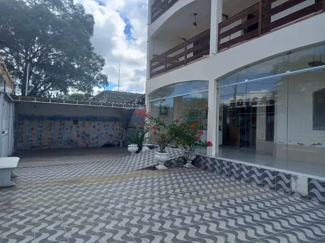 Prédio à venda, no bairro General Dutra em Paulo Afonso