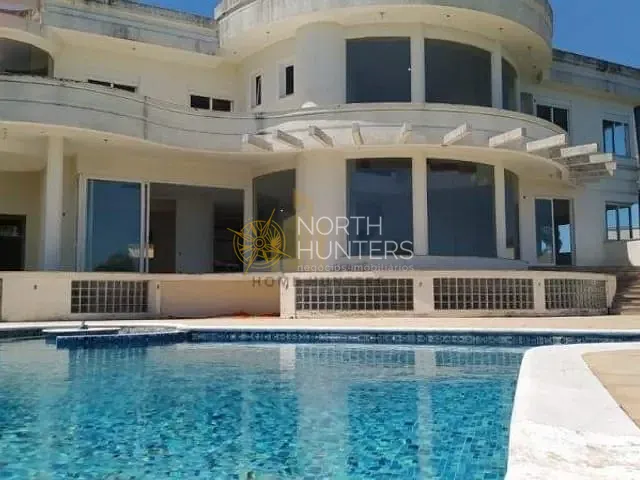 Casa com 1600m² 8 quartos e 14 banheiros, à venda, no bairro João Paulo em Florianópolis