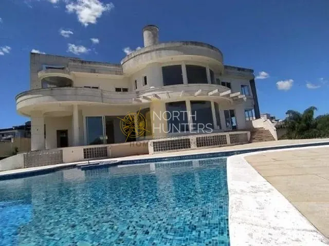 Casa com 1600m² 8 quartos e 14 banheiros, à venda, no bairro João Paulo em Florianópolis