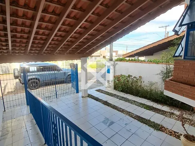 Casa com 160m² 3 quartos e 4 banheiros, à venda, no bairro Itapetinga em Atibaia