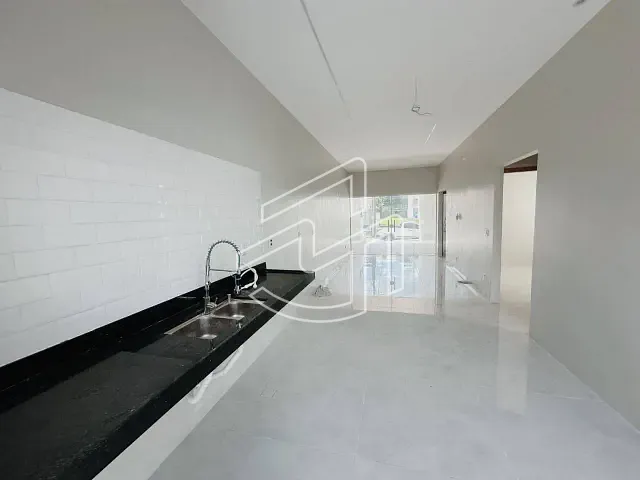 Casa 3 quartos e 3 banheiros, à venda, no bairro Centro em Ananindeua