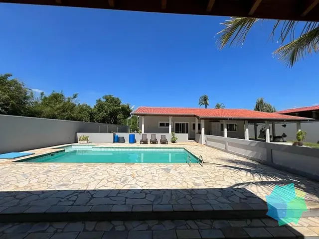 Casa com 1200m² 3 quartos e 4 banheiros, à venda, no bairro Condomínio Zuleika Jabour em Salto