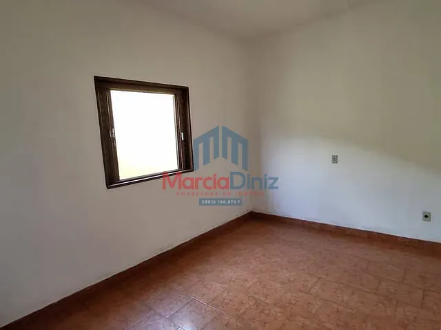 Casa com 479m² 3 quartos e 2 banheiros, à venda, no bairro Centro em Ituverava