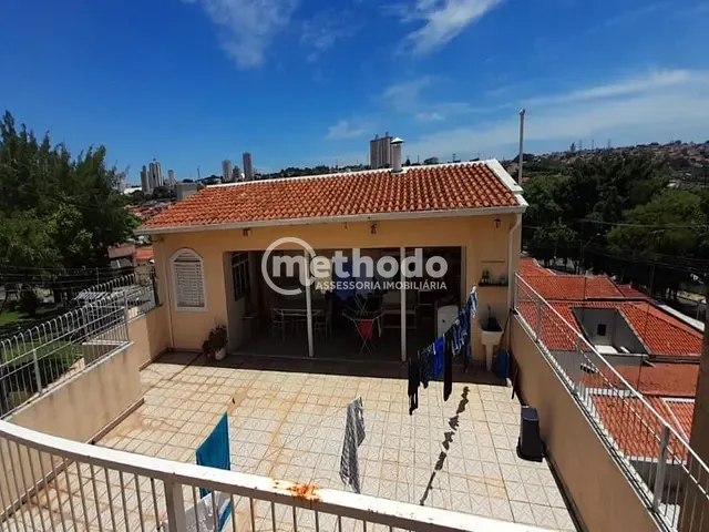 Casa com 382m² 3 quartos e 2 banheiros, à venda, no bairro Vila Manoel Ferreira em Campinas