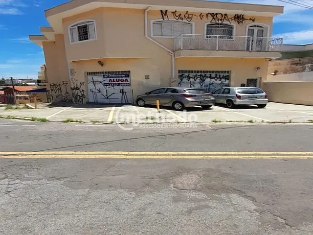 Casa com 382m² 3 quartos e 2 banheiros, à venda, no bairro Vila Manoel Ferreira em Campinas