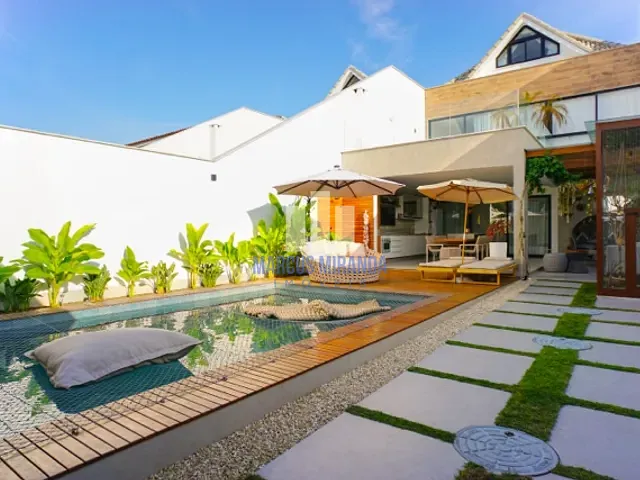 Casa com 314m² 5 quartos e 1 banheiro, à venda, no bairro Barra da Tijuca em Rio de Janeiro