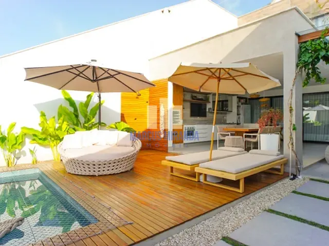 Casa com 314m² 5 quartos e 1 banheiro, à venda, no bairro Barra da Tijuca em Rio de Janeiro