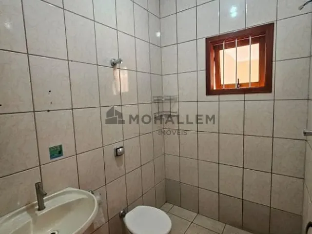 Casa com 330m² 3 quartos e 2 banheiros, à venda, no bairro Centro em Piranguinho