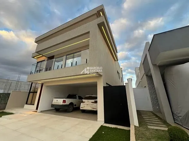 Casa com 375m² 5 quartos e 1 banheiro, à venda, no bairro Universidade em Vitória da Conquista