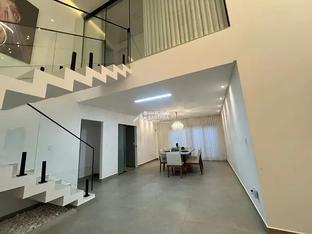 Casa com 375m² 5 quartos e 1 banheiro, à venda, no bairro Universidade em Vitória da Conquista