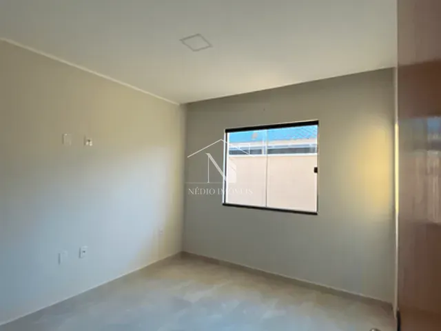 Casa com 240m² 3 quartos e 1 banheiro, à venda, no bairro Jardim Atlântico Leste (Itaipuaçu) em Maricá