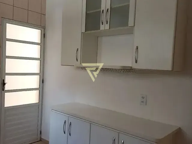 Casa com 356m² 3 quartos e 2 banheiros, à venda, no bairro Residencial Jequitibá em Ribeirão Preto