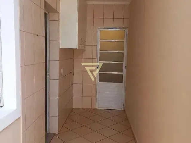 Casa com 356m² 3 quartos e 2 banheiros, à venda, no bairro Residencial Jequitibá em Ribeirão Preto