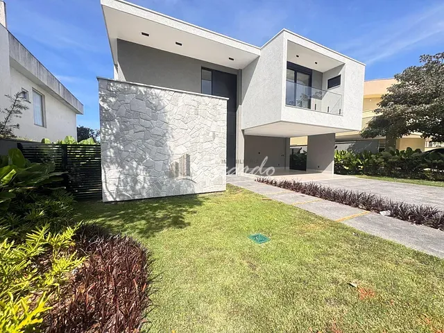 Casa com 510m² 5 quartos e 7 banheiros, à venda, no bairro Alphaville Flamboyant Residencial Araguaia em Goiânia
