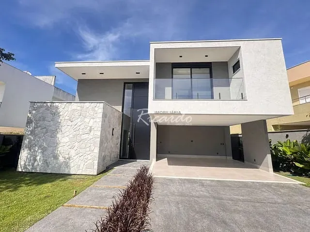 Casa com 510m² 5 quartos e 7 banheiros, à venda, no bairro Alphaville Flamboyant Residencial Araguaia em Goiânia