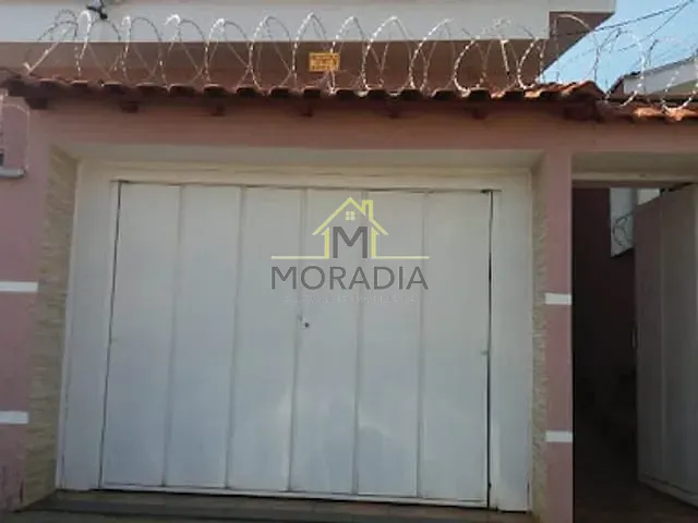 Casa com 350m² 2 quartos e 1 banheiro, à venda, no bairro Vila Izabel em Guaxupé