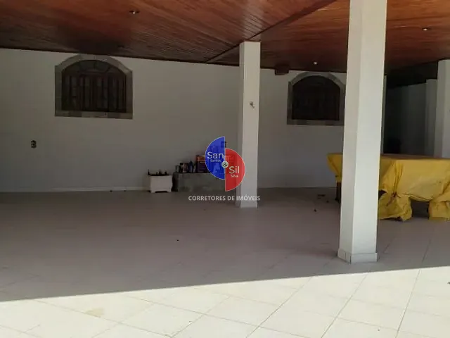 Casa com 360m² 4 quartos e 2 banheiros, à venda, no bairro Limoeiro em Guapimirim