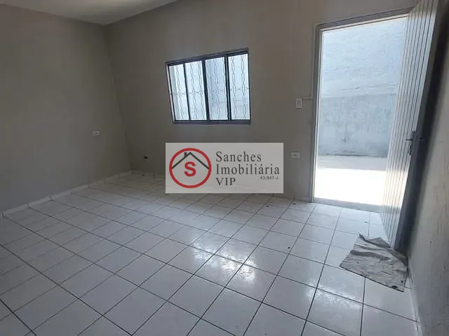 Casa com 80m² 2 quartos e 2 banheiros, para alugar, no bairro Vila Bertioga em São Paulo